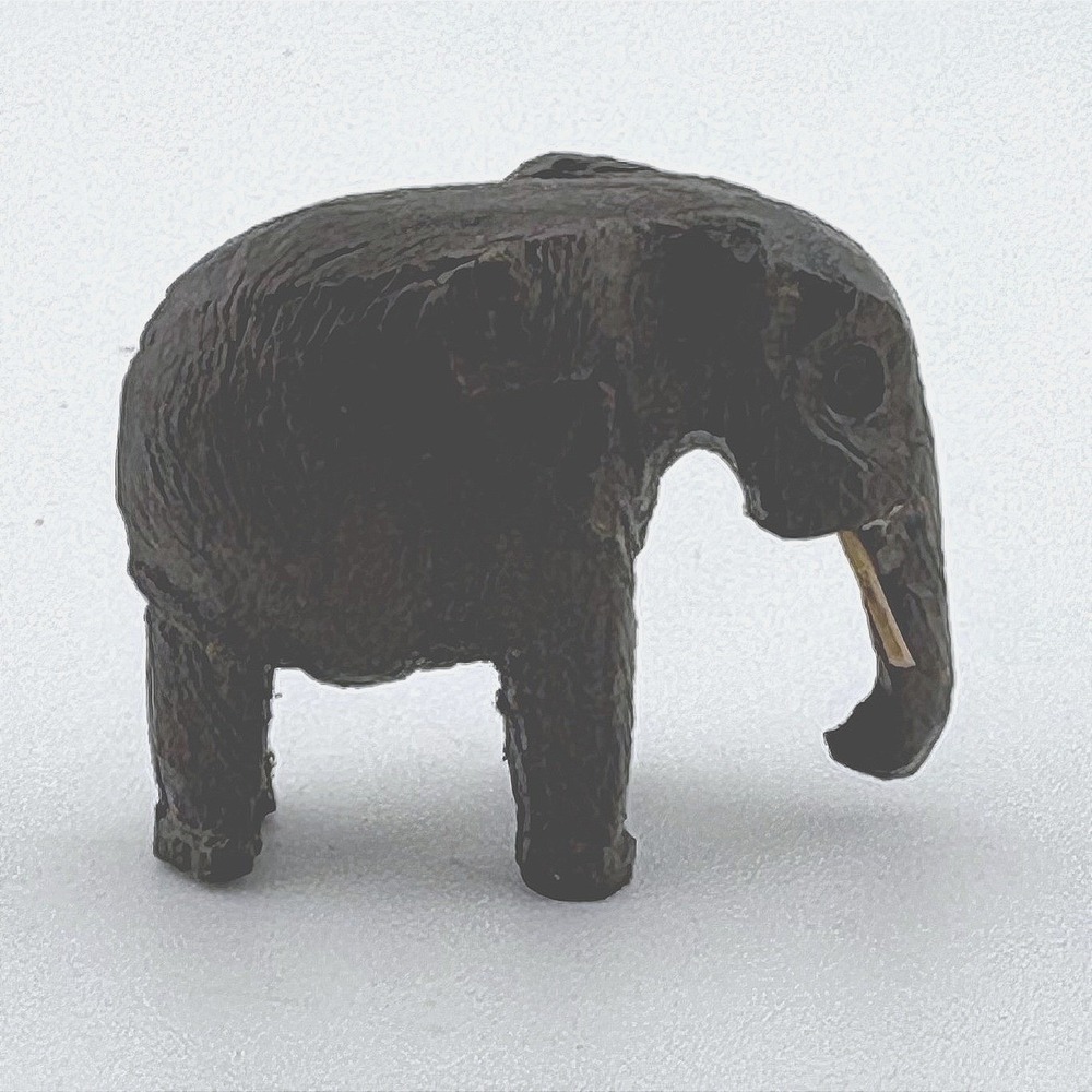 Vintage‎ Hand Carved Dark Wood Elephant Figurine Miniature Safari Decor